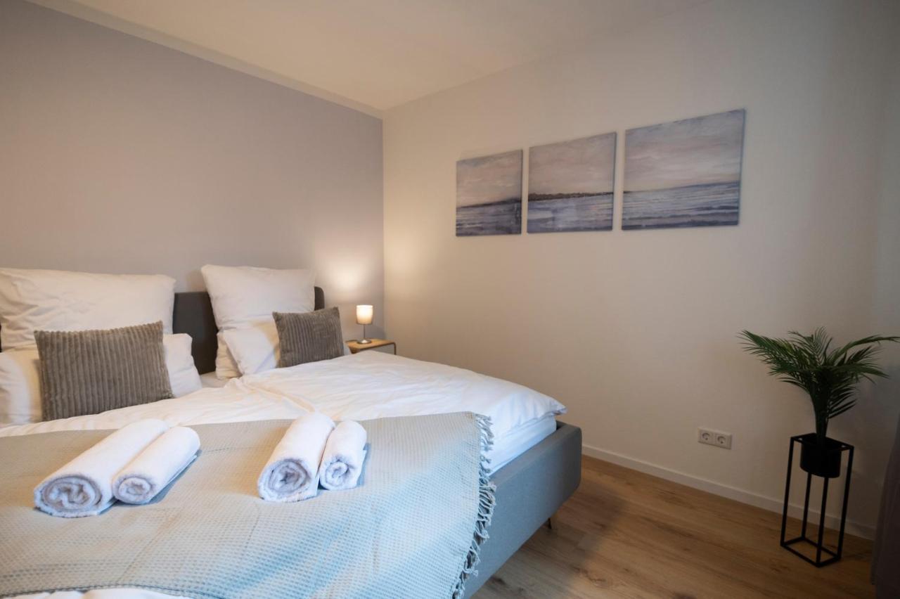 Peter Apartments - Premium Wohnung I 95Qm I 3 Schlafzimmer I Grosses Bad I Kueche I Wohnzimmer I Tv Fulda Eksteriør bilde